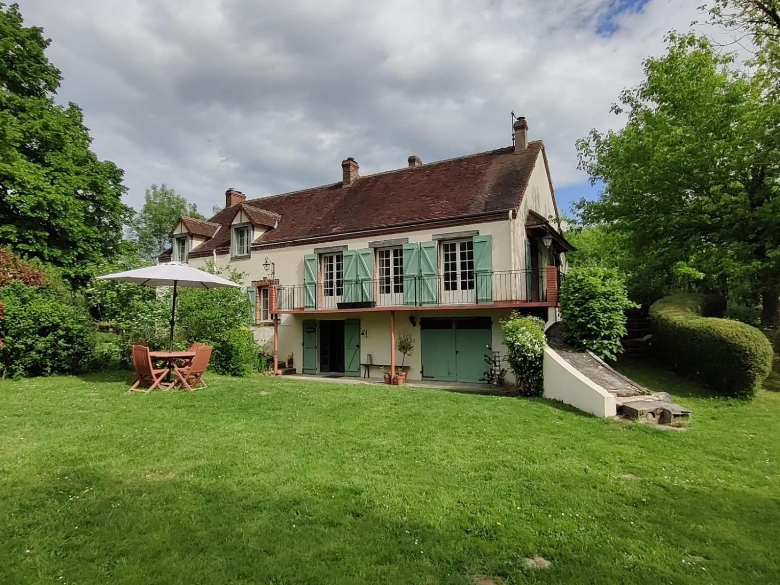 Chambres D'Hotes / B&B Chez Mon Reve Eguzon-Chantome Εξωτερικό φωτογραφία