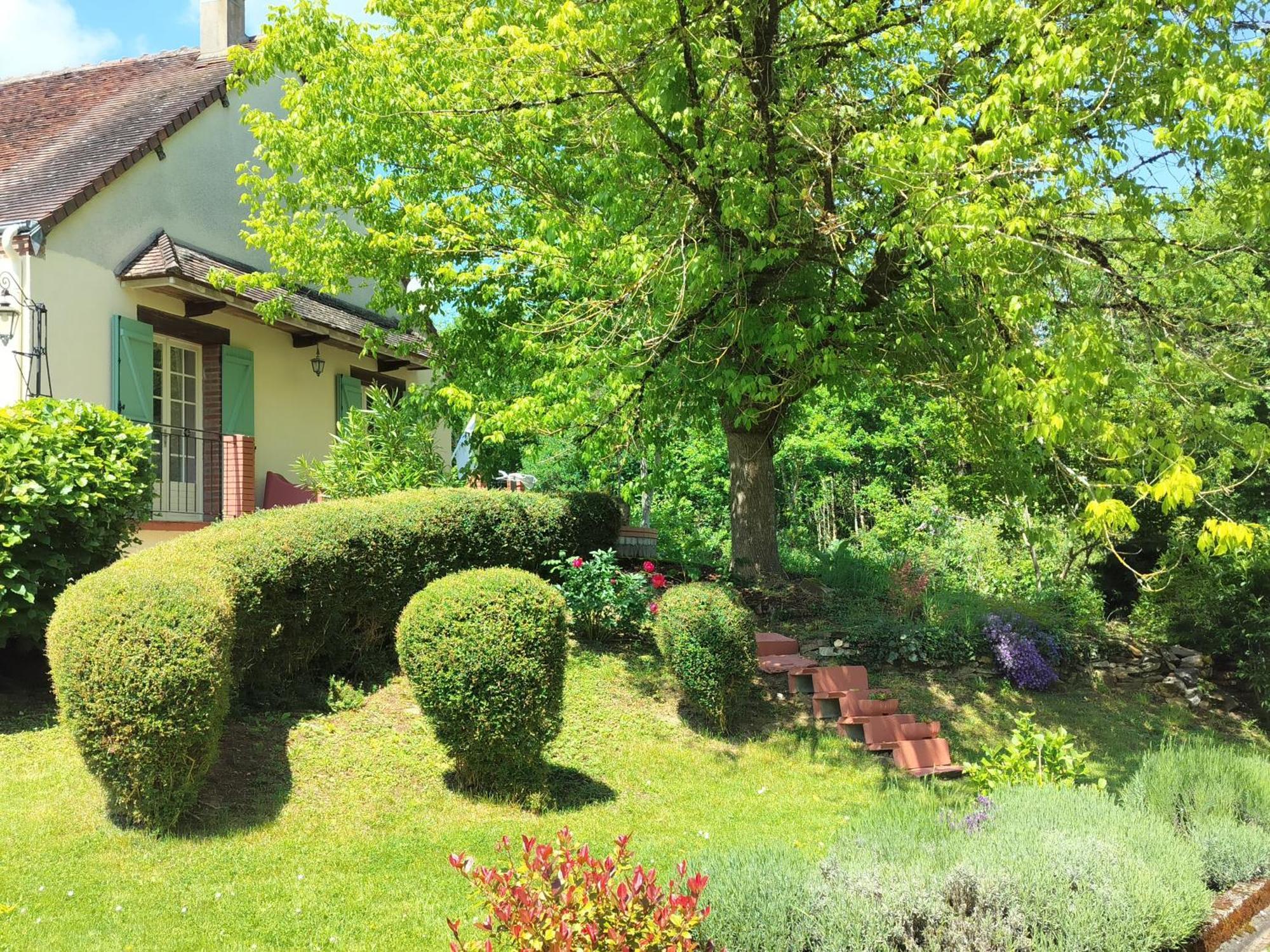 Chambres D'Hotes / B&B Chez Mon Reve Eguzon-Chantome Εξωτερικό φωτογραφία
